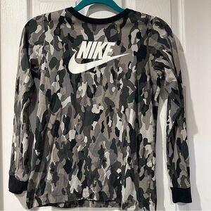 Nike Kids Long Sleeve Camo Tee - Black, Gray, and White